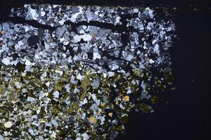 Cross Polarized, E42060/B