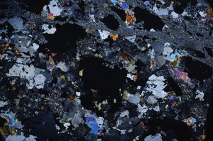 Cross Polarized, E57258