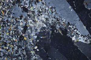 Cross Polarized, E58933/B