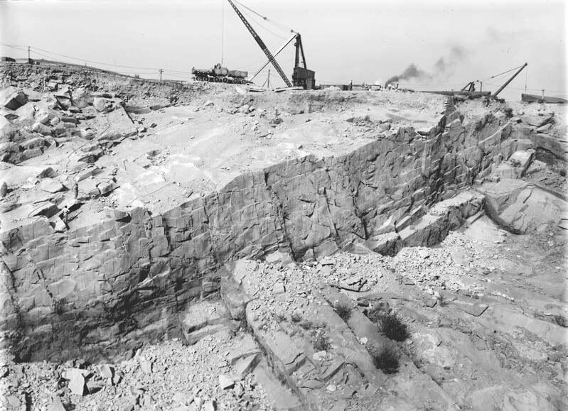 A quarry in the Locharbriggs Cluster, photographed in 1937.