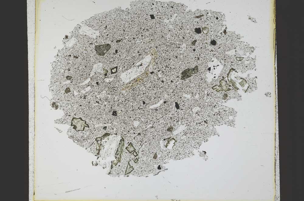 Plane Polarized, S21800