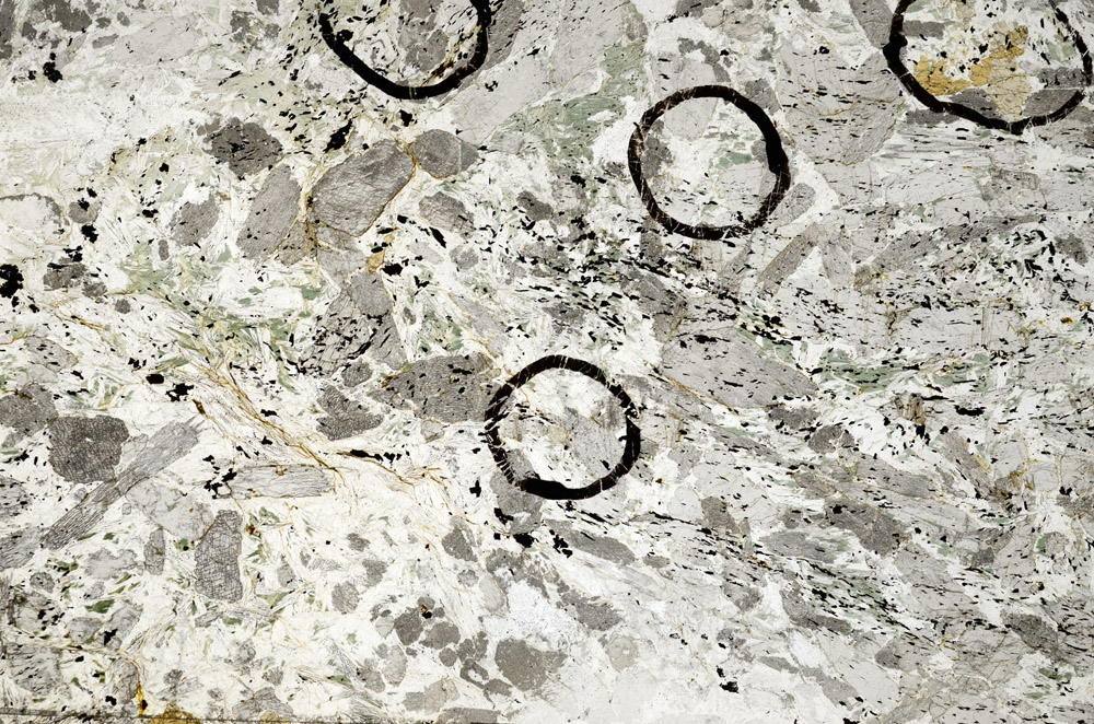 Plane Polarized, N5990