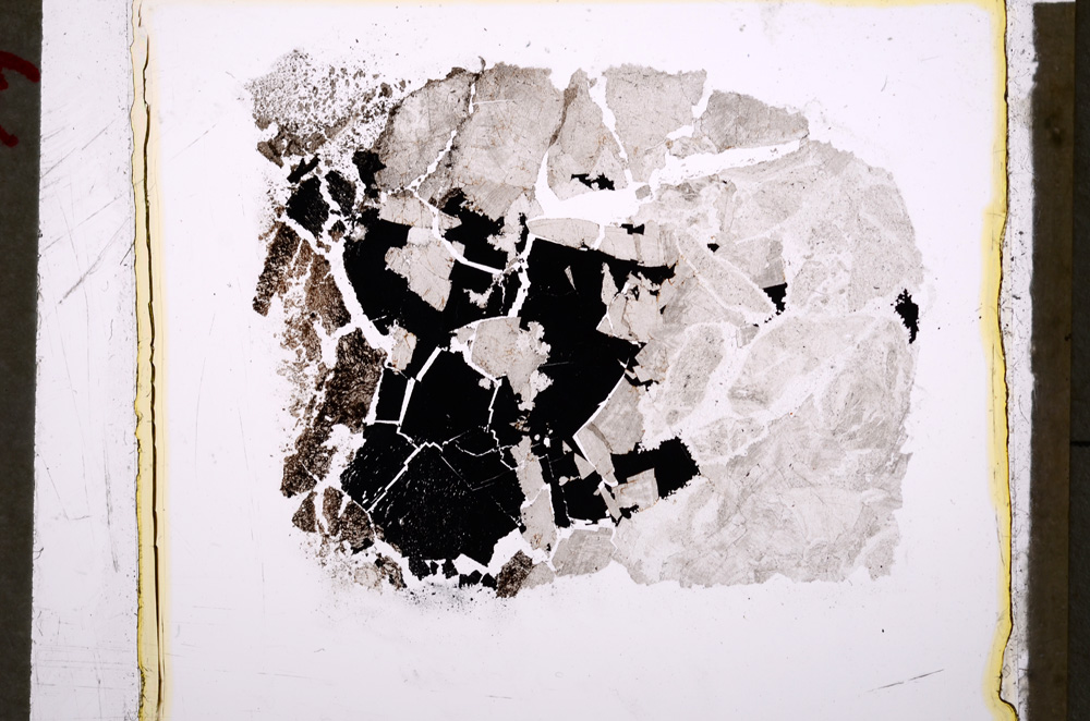 Plane Polarized, E18727