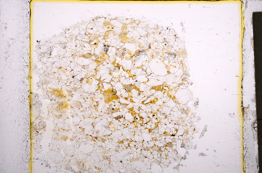 Plane Polarized, E22050