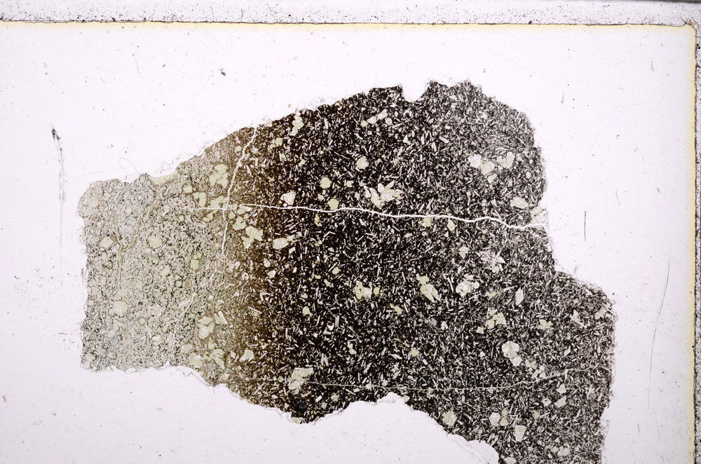 Plane Polarized, E26422