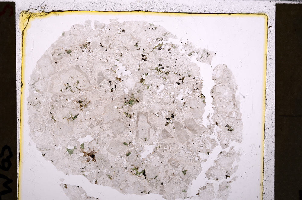 Plane Polarized, E26817